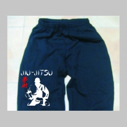 JIU - JITSU  čierne teplákové kraťasy s tlačeným logom